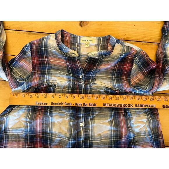 Anthropologie Cloth & Stone Plaid flannel button down top. Size Small - Picture 5 of 7